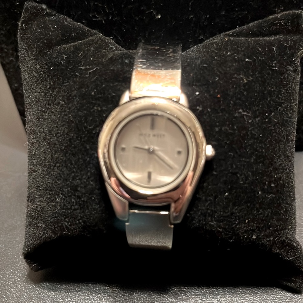 Ladies Nine West Vintage Stainless Steel Watch (Gray Dial)